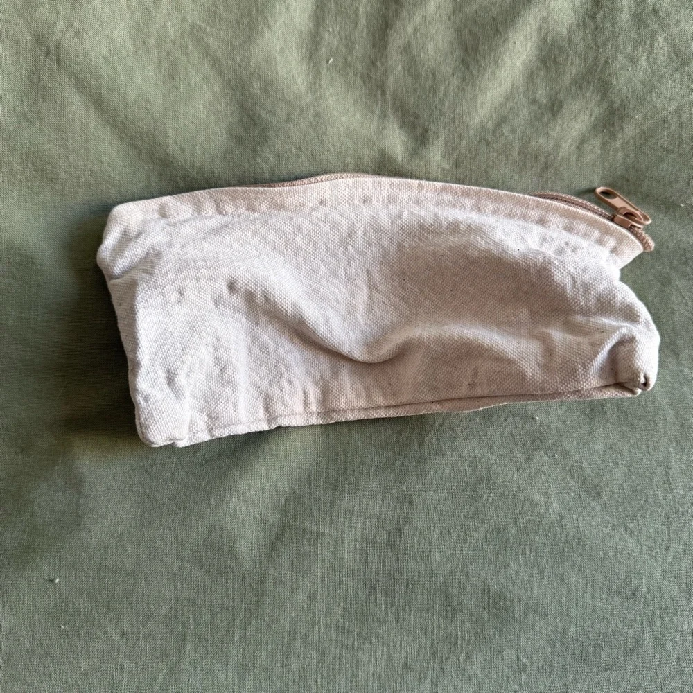 Her Campus HCXO zippered pencil pouch